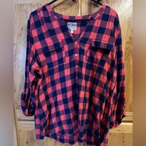 OLD NAVY | XL | women’s | Plaid Button-Up Shirt in pink and Blue